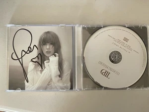 CD Taylor Swift Tortured Poets Department — RARO corazón firma elección del comprador - Imagen 1 de 11