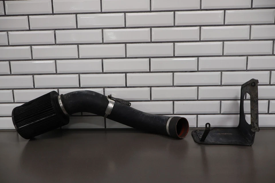 02-05 Chevy GMC 2500HD LB7 Duramax K&N Kit de admisión de aire Limpiador de aire Foto 1 de 4