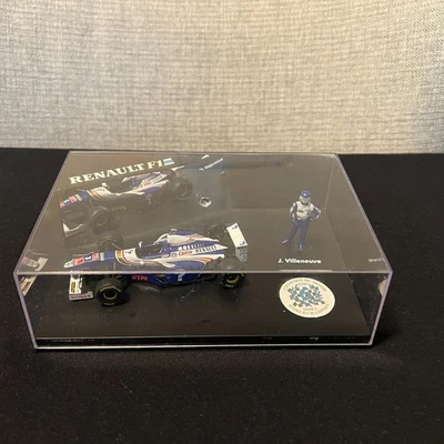 Coche Williams Renault F1 con figura J Villeneuve Foto 1 de 4