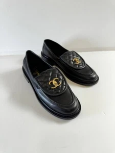 Chanel CC Logo Black Leather Loafers Size 39 – Quilted Gold Hardware Luxury Shoe - Picture 1 of 9