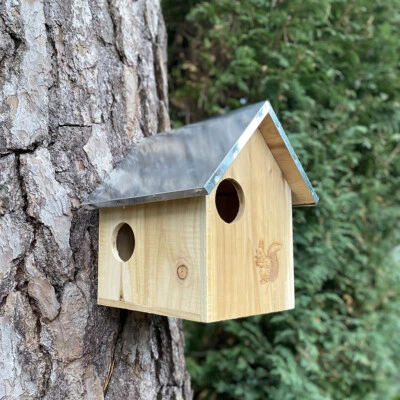 Wooden Squirrel Nest Box House With Metal Roof Squirrel Drey Nesting - Image 1 of 4