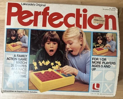 Juego de mesa Perfection de Lakeside Vintage 1982 tablero de juego en funcionamiento casi completo Foto 1 de 4