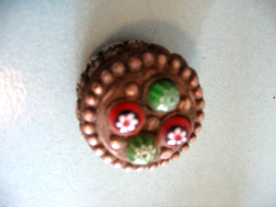 ANCIENNE Petite Boîte Pilulier en Métal argent Décor de perles en verre - Photo 1/2