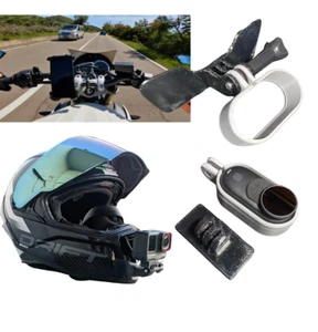 Kit Supporto + Cover Insta360 GO3S ATTACCO MENTONIERA CASCO MOTO ACTION CAM POV - Foto 1 di 8