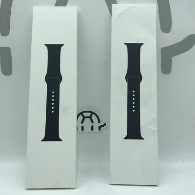 NOVO LACRADO PACOTE COM 2 Relógio Genuíno Marca Apple Preto Pulseira Esportiva Ajuste Tamanho 44 mm - Imagem 1 de 4