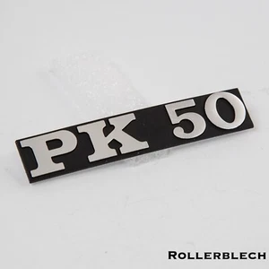 Vespa Schriftzug "PK 50" Seitenhaube Seitenklappe Emblem Chrom PK 50 - Bild 1 von 1