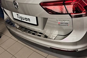 EDELSTAHL LADEKANTENSCHUTZ Satin mit Abkantung passend für VW Tiguan 2 ab 2016 - Imagen 1 de 1