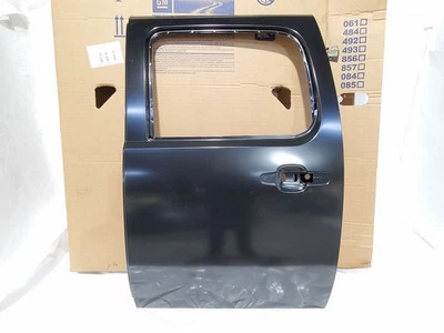 2008 2013 Chevrolet Silverado 1500 New OEM Left Door Shell 22892603  - Image 1 of 4