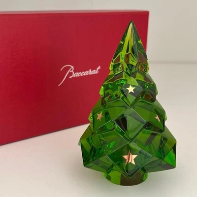 Albero di Natale BACCARAT con motivo a stella in cristallo verde Usato - Immagine 1 di 4