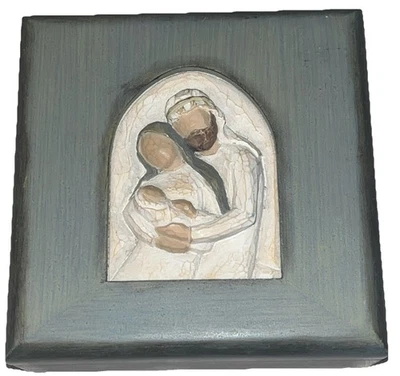 Willow Tree Holy Family Trinket Box 2006 Susan Lordi Demdaco A Child is Born - Image 1 of 4