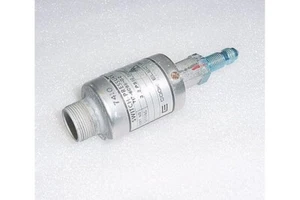 717-6088-02, 6607A-1-85, Beechcraft Pressure Switch - Picture 1 of 1