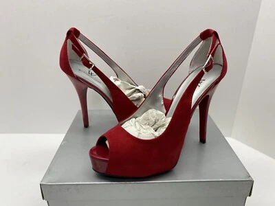 Worthington 女式红色麂皮绒高跟鞋露趾 8 码 1/2 二手 — 第 1/4 张图片