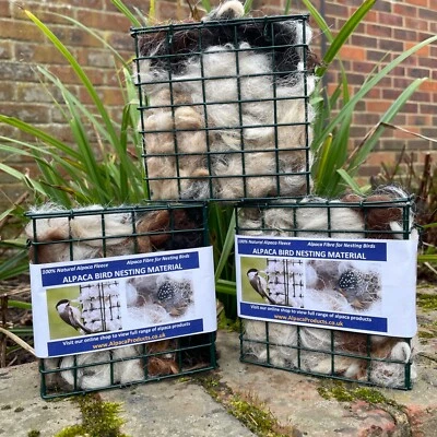 ALPACAPRODUCTS.CO.UK Alpaca Bird Nesting Material in Square Hanging Holder 100% Natural Alpaca Wool