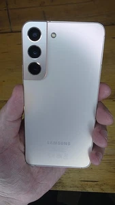 Samsung Galaxy S22 5G 128GB Unlocked White (83) - Picture 1 of 6