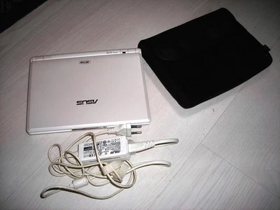 ASUS EE PC900 MINI SMART PC PORTATILE - Immagine 1 di 4