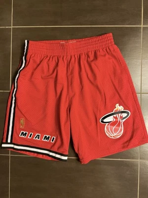 Pantalones Cortos Miami Heat 96-97 Mitchell & Ness Swingman Para Hombre L Rojo Auténticos Foto 1 de 4
