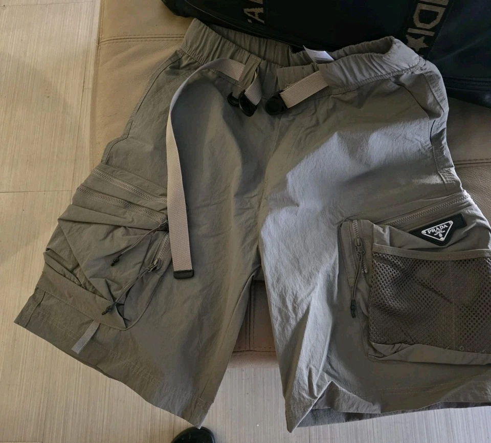 Pantalones Cortos Prada Safari Cargo Talla XL Foto 1 de 1