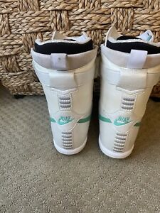 Nike Zoom Force 1 ZF1 White Green Snowboard Boots Womens Size 5