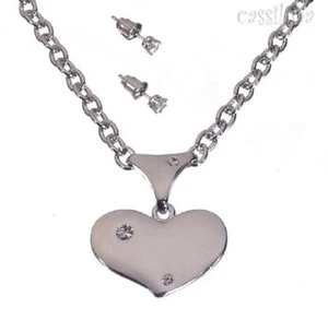 Guess Necklace Earrings Boxed Gift Set Silver Chain Heart Logo Crystal Jewelry - Picture 1 of 1