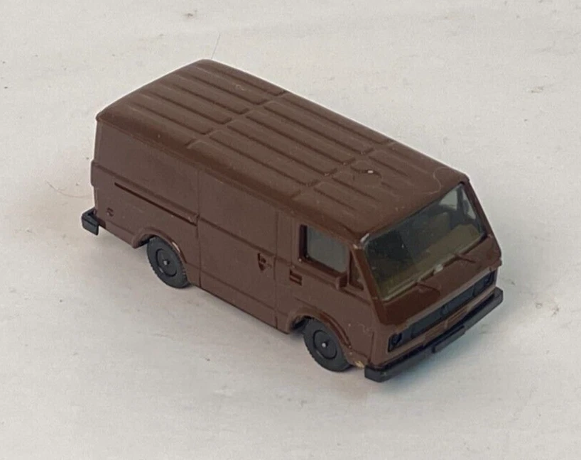 Коричневый фургон Herpa Germany HO 1:87 Volkswagen VW LT - Изображение 1 из 1