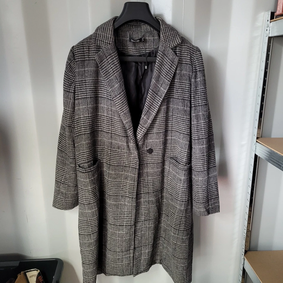 Boohoo long Black White Check Long Sleeve Jacket Coat UK 12 Button Cotton Blend - Image 1 of 4