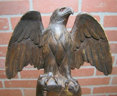 Spread Winged Eagle on Stump Antique Hand Carved Wooden Decorative Arts Tray - Image 1 of 4