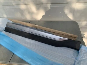 SUBARU FORESTER LOWER MOULDING GARNISH LEFT FRONT DOOR ORIGINAL GENUINE OEM - Picture 1 of 4