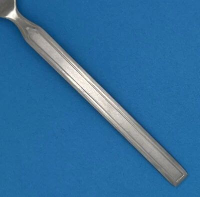 CAMBRIDGE ROYAL SUTTAN SAND TALHERES DE AÇO INOXIDÁVEL CENTRO DE CETIM BORDAS BRILHANTES - ESCOLHA - Imagem 1 de 3