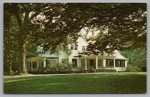 Copper Beach Inn, Front View in Town of Essex, CT. Vintage Postcard TS-111 - Picture 1 of 2