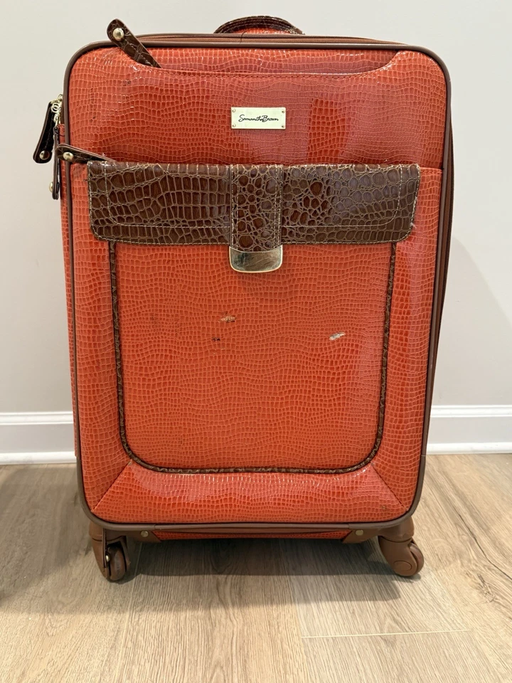 Samantha Brown 21" Carry On Roller Bag Luggage Spinner Orange Brown Faux Croc Foto 1 de 4