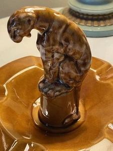 VTG Royal Haeger Crouching LEOPARD Perched Center Circular ASHTRAY Gold Glaze - Picture 1 of 15
