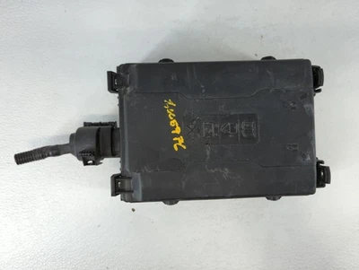 Módulo de relé de caja de fusibles Cadillac Escalade 2015-2020 84114437 Bypnz Foto 1 de 4