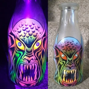 The Art Of Skinner Hand Painted Vintage Bottle Signed 1/1 Blacklight Monster 9" - Picture 1 of 10