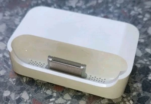 Oryginalna stacja dokująca Apple iPhone 2G A1203 4 8 16 GB 2007 biała - Zdjęcie 1 z 3