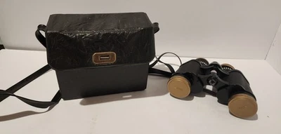 VINTAGE SELSI 7x35 LIGHT WEIGHT PRISM BINOCULARS W/CASE  - Image 1 of 4