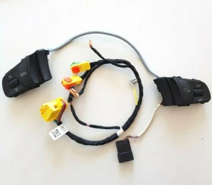 Audi TT 2 8J original Schalter Lenkrad Sportlenkrad Lenkradknöpfe Airbag Kabel - Bild 1 von 4