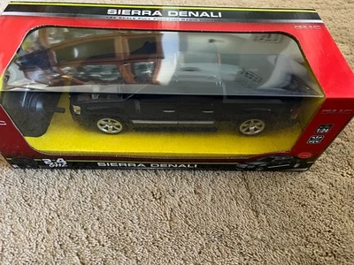 BRAHA R/C GMC Sierra Denali 1:24 SCALE Black - Image 1 of 4