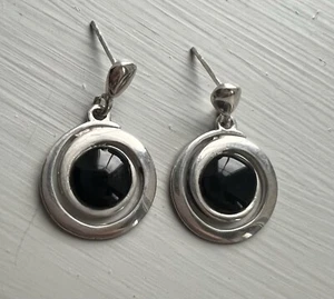 Solid Silver Whitby Jet Black Swirl Drop Earrings Studs - Picture 1 of 3