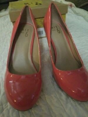 Смесь No 6, 3,5 дюйма каблуки размер 9, патент персиковый бутик бренд, первоначально $69 - Изображение 1 из 4