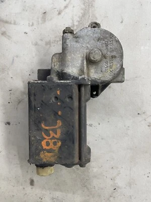 1959-1974 Cadillac Deville Drivers Side Power Window motor Core - Image 1 of 4