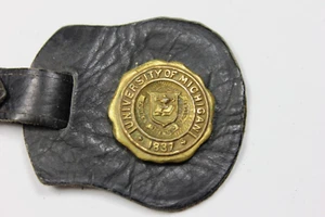 Antike 1837 UNIVERSITY of MICHIGAN Taschenuhr Anhänger & Lederband - Bild 1 von 4