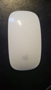Apple A1296 Wireless Tactile/Multi-Touch Magic Mouse - MB829LL/A - Bild 1 von 2