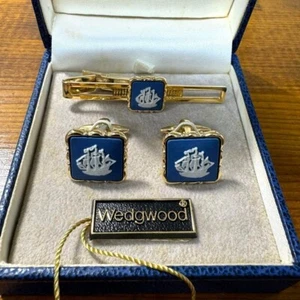 Wedgwood Cufflinks Necktie pin Jasper Sailing Ship Blue/White With box - Picture 1 of 8
