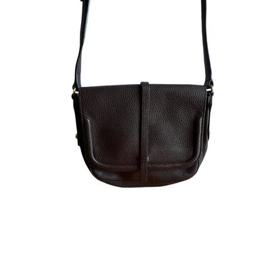 Bolsa tiracolo Annabel Ingall couro pebbled marrom pequena alça ajustável mínima - Imagem 1 de 4