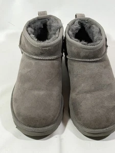 UGG Classic Ultra Mini Stiefel Damen 9 Grau Slipper Wildleder Freizeit - Bild 1 von 24