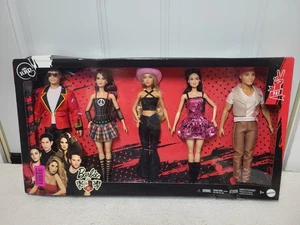 Barbie RBD Juego de 5 Muñecas de Moda - Roberta Mia Lupita Diego y Giovanni - Imagen 1 de 10