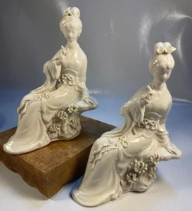 Pair of 2 Antique Chinese Porcelain Figurine White Bisque Blanc De Chine Marked - Picture 1 of 18