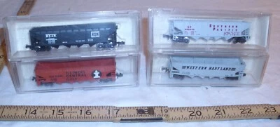 LIFE LIKE HOPPER FREIGHT CARS X4 N SCALE BOXED - Image 1 of 2