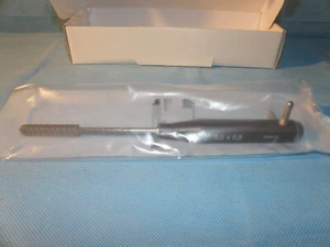 Storz 28185IB Tibial Dilator, rectangular with graduations inscribed - Picture 1 of 4