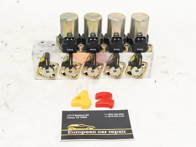 90-02 MERCEDES-BENZ R129 SL500 RIGHT CONVERTIBLE TOP HYDRAULIC VALVE BLOCK OEM - Image 1 of 4